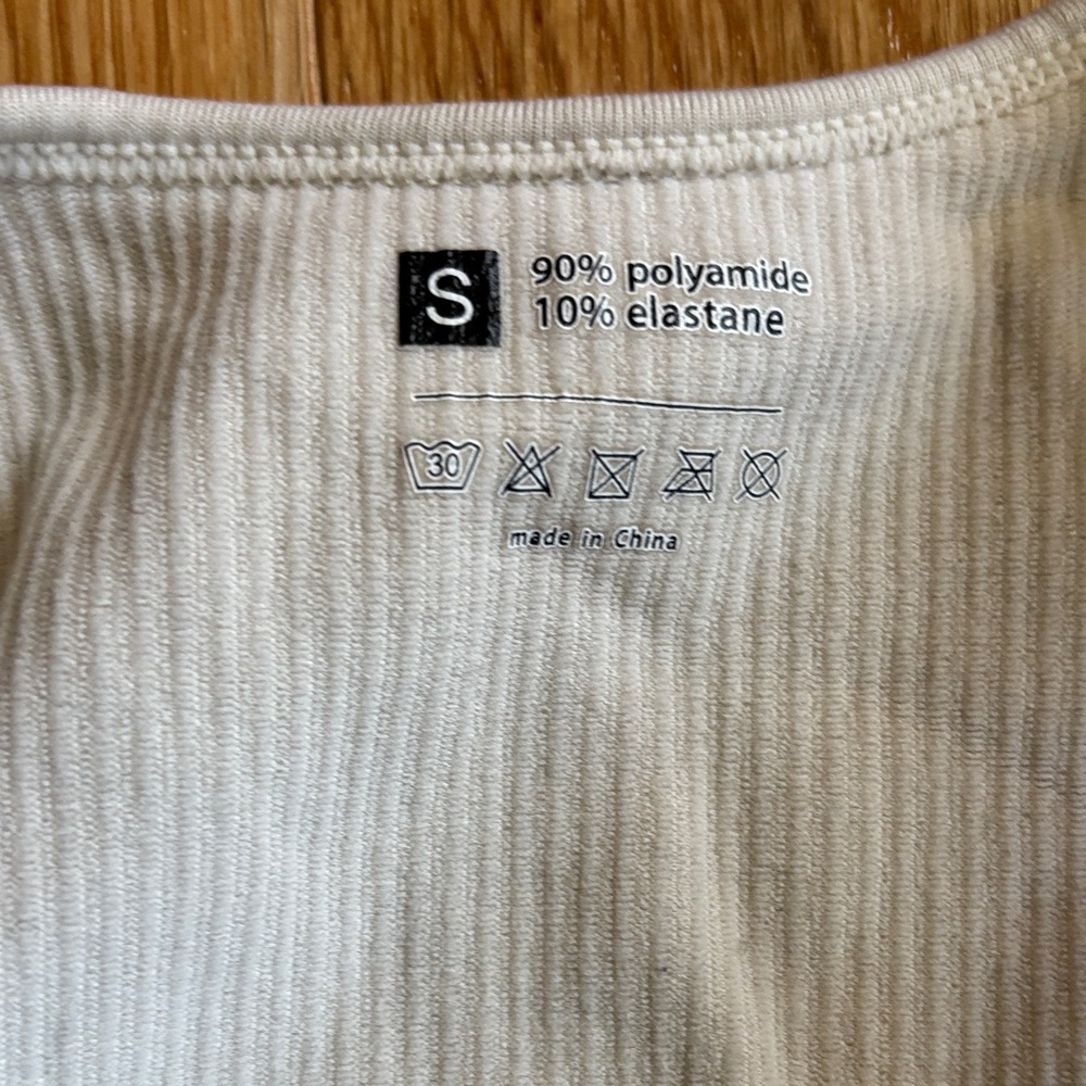 Classic White Ribbed Tank Top - Picture 2 of 3